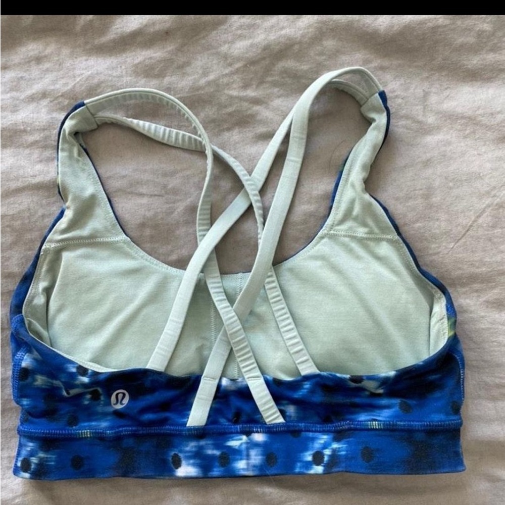 Lulu bra size 6